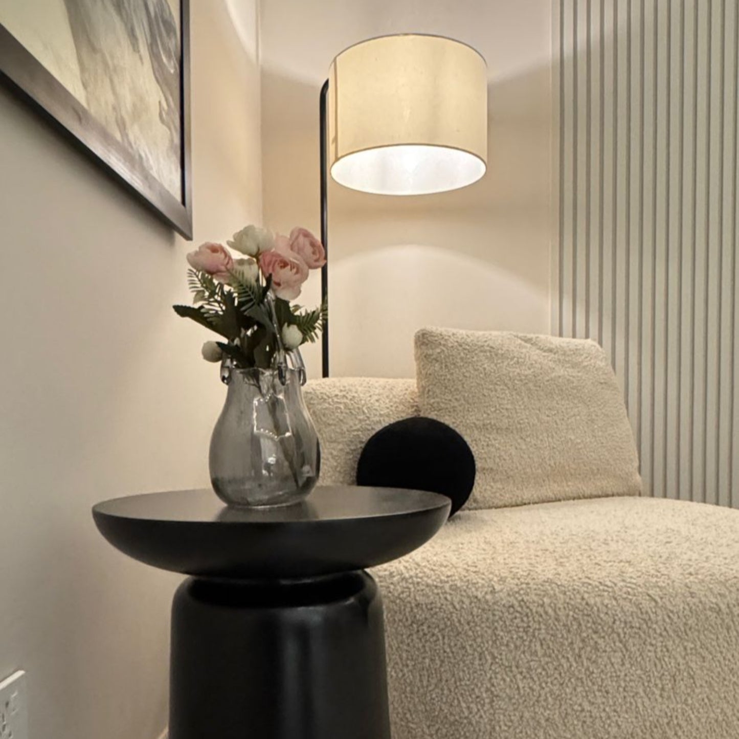Mono coffee table