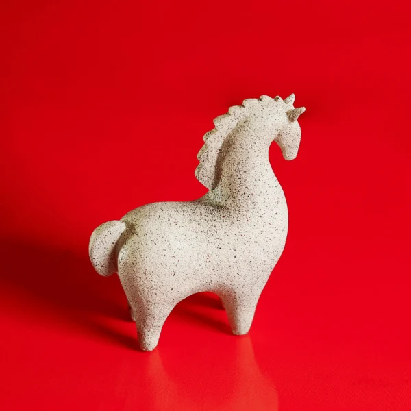 Snub Horse Sculpture Decorative Accent 23 cm high - Image 7