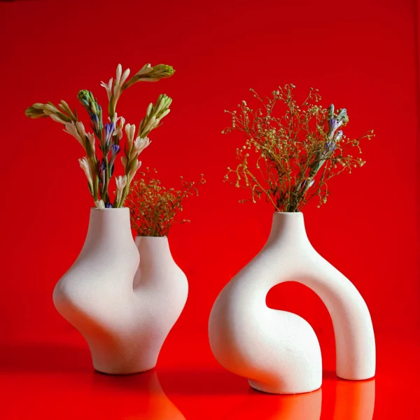 Bloom Ceramic Curve Vases 26x25 cm high - Image 4